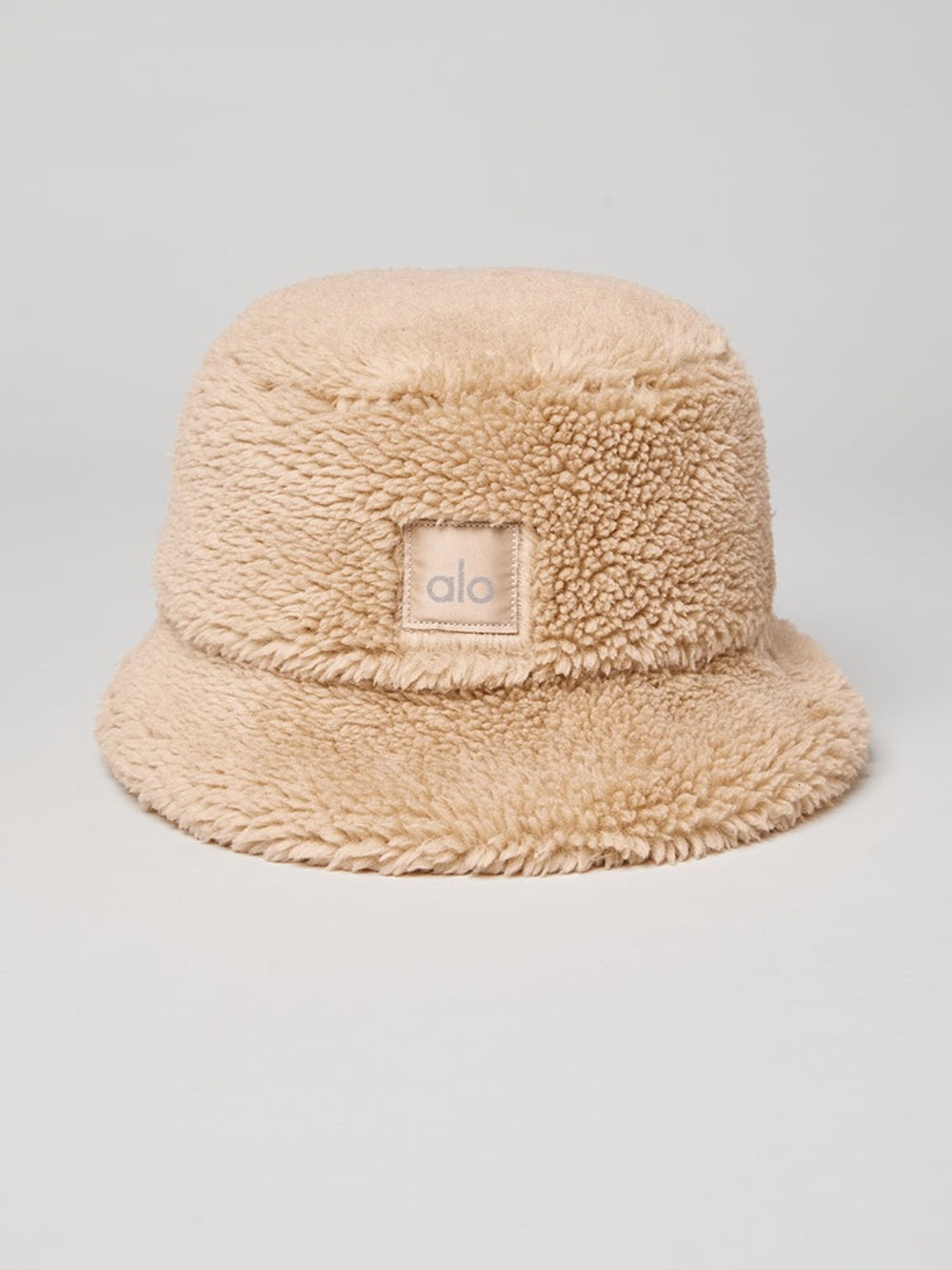 NWOT ALO Yoga Sherpa Bucket Hat in Camel - Size S/M
